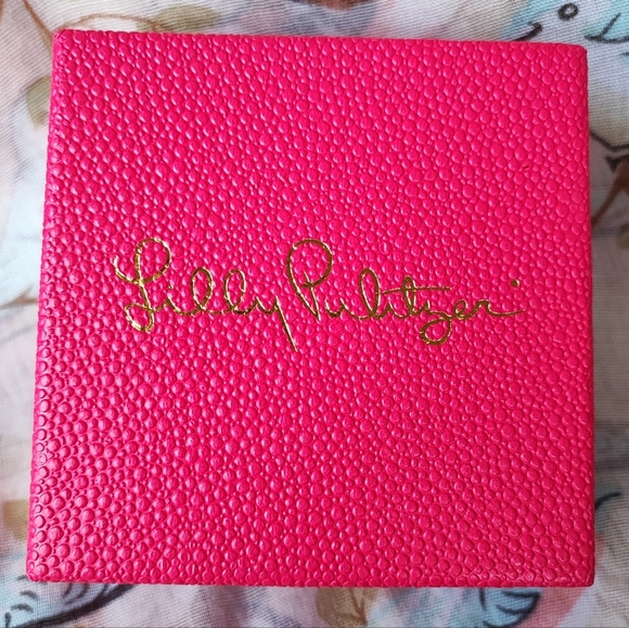 Lilly Pulitzer Shiny Gold Tone Cuff Bracelet Faux Turquoise and Coral NIB NEW - Picture 11 of 13